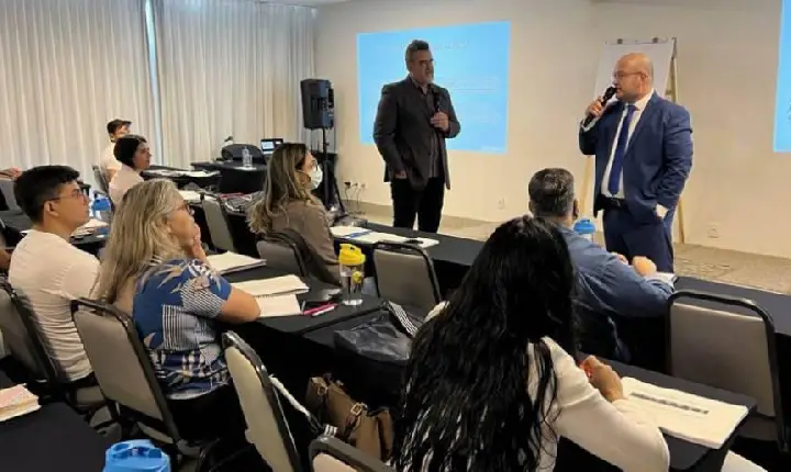 Administração realiza workshop sobre nova lei de licitação e contratação pública