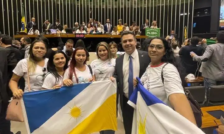 Aprovado, piso da enfermagem beneficia 21 mil profissionais no Tocantins, destaca Tiago Dimas