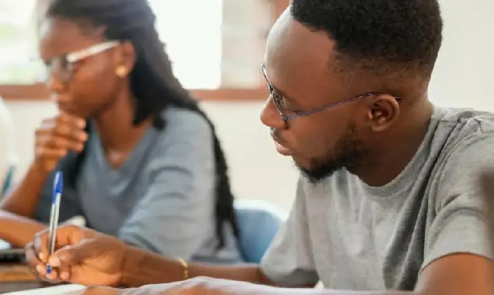 Concursos com vagas para o Tocantins oferecem salários de R$ 2,3 mil a R$ 14,8 mil