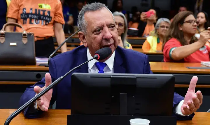 Deputado Antonio Andrade comemora aprovação da MP do Mais Médicos