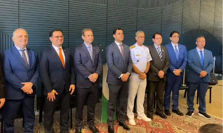 Deputado Antonio Andrade participa do lançamento da Frente Parlamentar da Navegação Interior