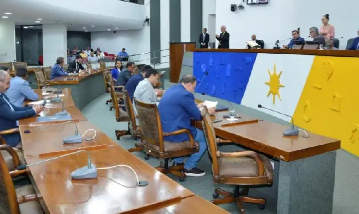 Deputados aprovam projetos que visam a proteção de animais e o desenvolvimento rural