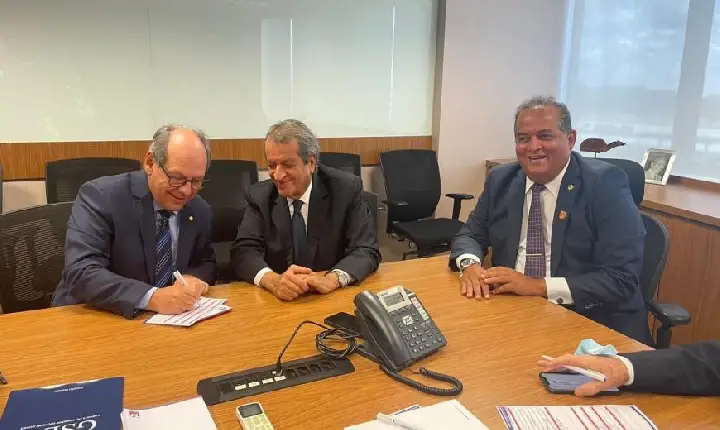 Dimas confirma filiação ao PL e diz que o foco é montar uma ampla aliança eleitoral