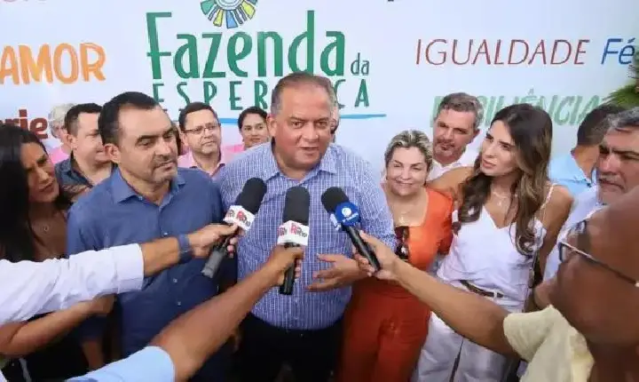 Em aniversário, governador Wanderlei declara voto para reconduzir Eduardo Gomes ao Senado em 2026