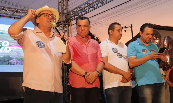 Em Dianópolis, Dimas volta a criticar governo: “Pessoas que estão no Palácio Araguaia não estão preocupadas com a felicidade do povo”