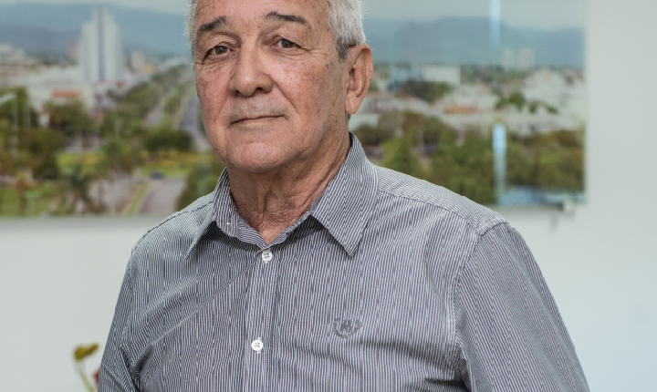 Em letras garrafais, secretário pede exoneração 'IRREVOGÁVEL' da gestão de Cinthia em Palmas