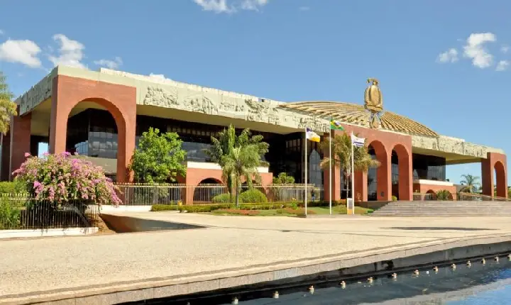 Estado injeta R$ 226,4 milhões na economia com pagamento do salário dos servidores