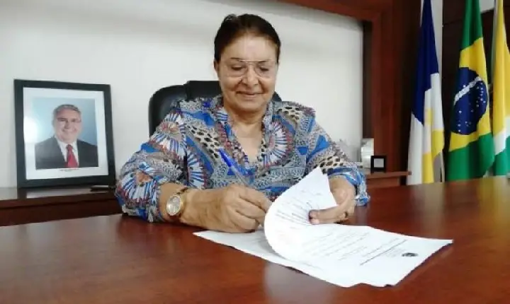 Ex-deputada Dolores Nunes é internada em estado grave em UTI de hospital de Palmas