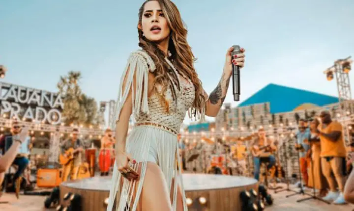 Ex-moradora de Araguaína, Lauana Prado faz show na abertura do rodeio da Expoara