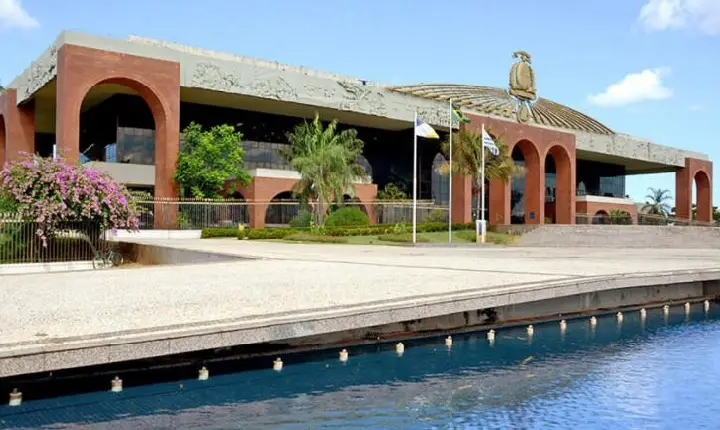 Governo do Tocantins também decreta ponto facultativo; atendimento retorna na 2ª