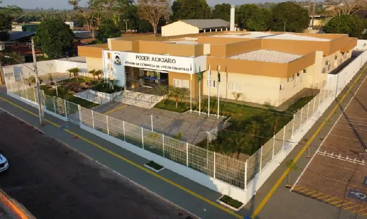 Justiça condena empresa por alterar assento de passageira e deixá-la na cidade errada