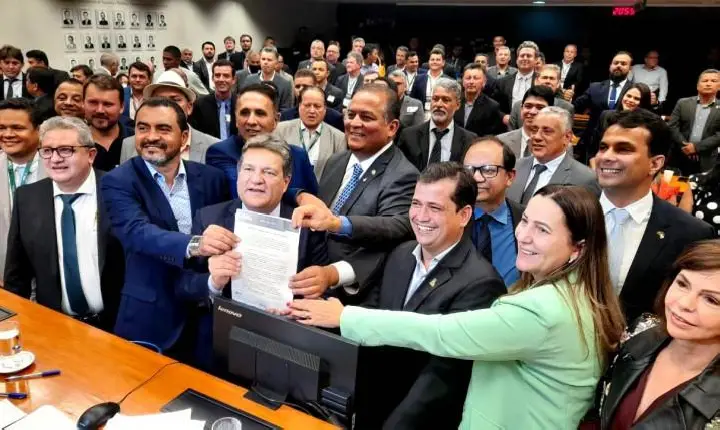 Mais de 100 prefeitos assinam manifesto à Bancada Federal; veja reação dos parlamentares