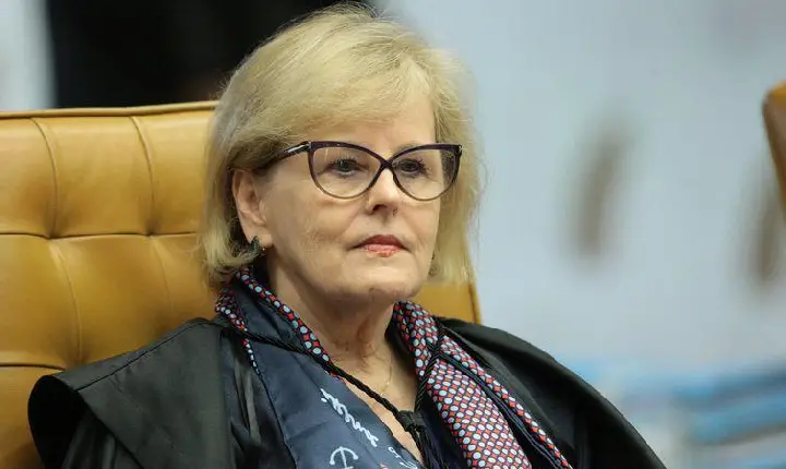 Ministra Rosa Weber assume presidência do STF, defende democracia e repudia intolerância e discurso de ódio