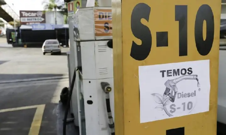 Petrobras anuncia redução de R$ 0,30 no preço do diesel a partir desta terça, 20