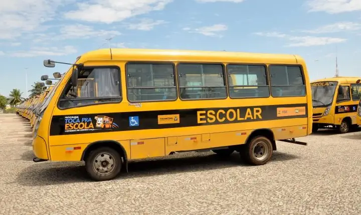 Prefeito de Santa Rosa comemora ampliação de repasses para transporte escolar