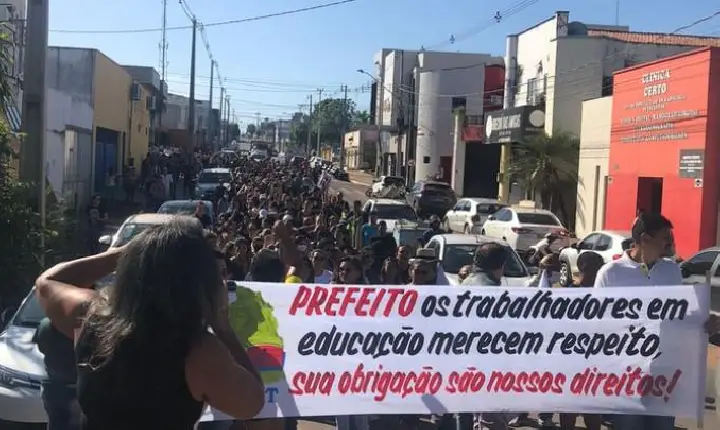 Professores cruzam os braços pela 2ª vez em Araguaína para pedir reajuste salarial de 33%