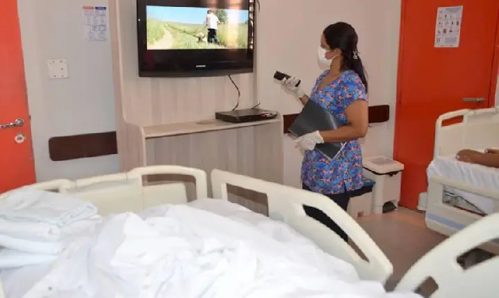 Projeto ‘Cinema no AP’ muda rotina de pacientes internados no HGP Ação de humanização no atendimento hospitalar contempla