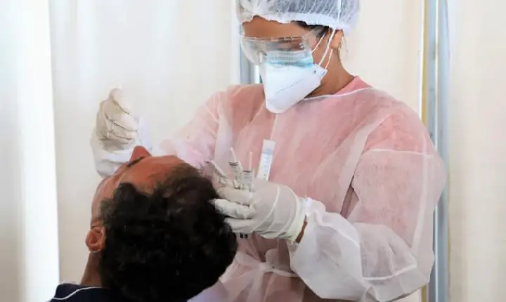 Saúde confirma 5.574 novos casos de Covid no Tocantins, sinalizando 4ª onda da doença