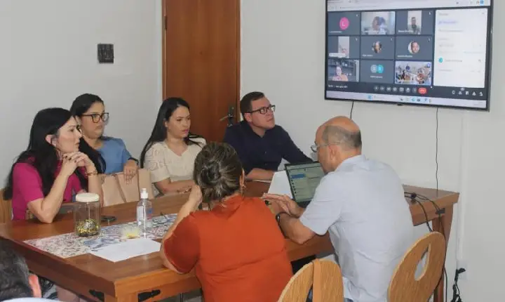 Sindicato dos Hospitais cogita demissões e fechamento de 56 leitos por causa do piso da enfermagem