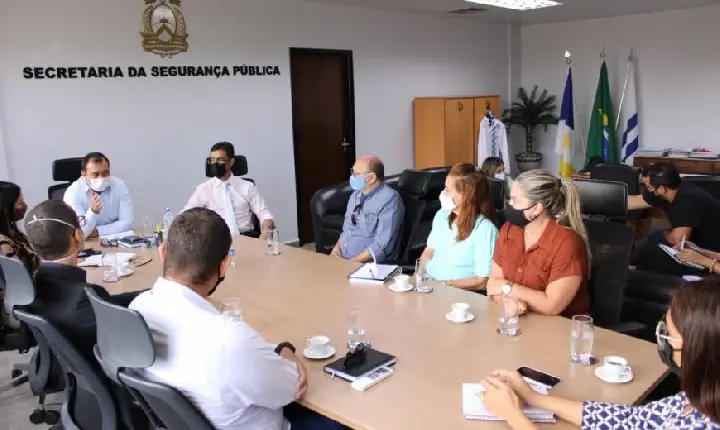 SSP e Educação debatem sobre suposto atentado contra escolas de Palmas e traçam ações