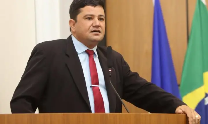 Vereador diz que Cinthia exonerou mulheres grávidas ou de licença maternidade: 'hipocrisia'