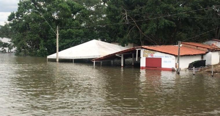 Situação de emergência é decretada em Miracema após inundações causadas pela chuvas