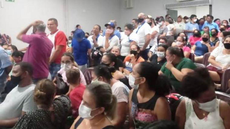 Câmara aciona PM após tumulto em sessão; Sintet acusa prefeito de infiltrar contratados