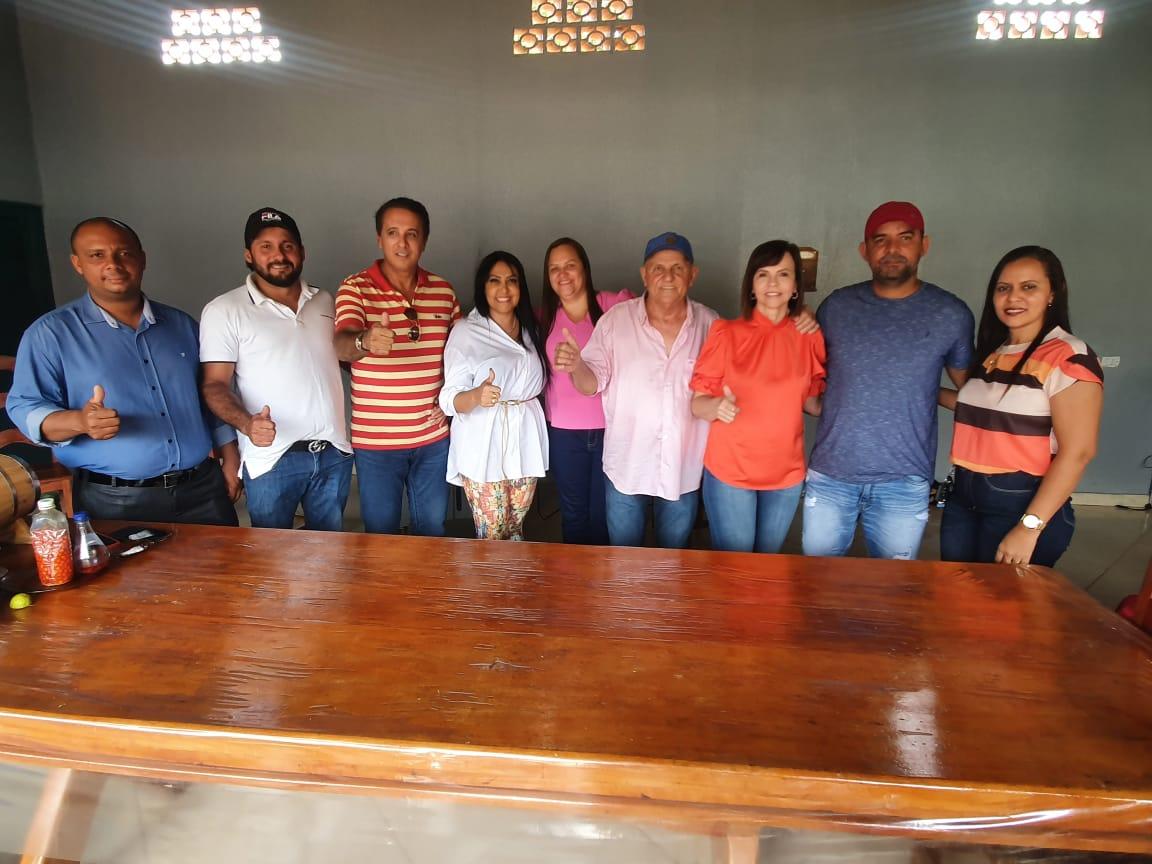 Em Pugmil, prefeito recebeu, Gaguim, professora Dorinha, Janad Valcari e lideranças