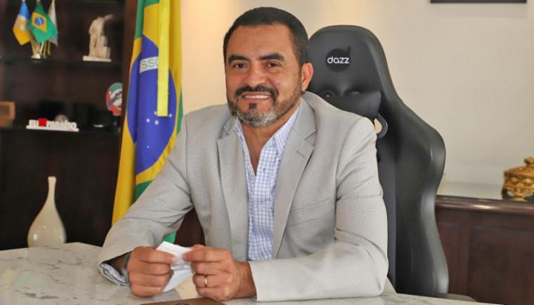 Wanderlei Barbosa extingue agência, desmembra Educação e cria novas secretarias