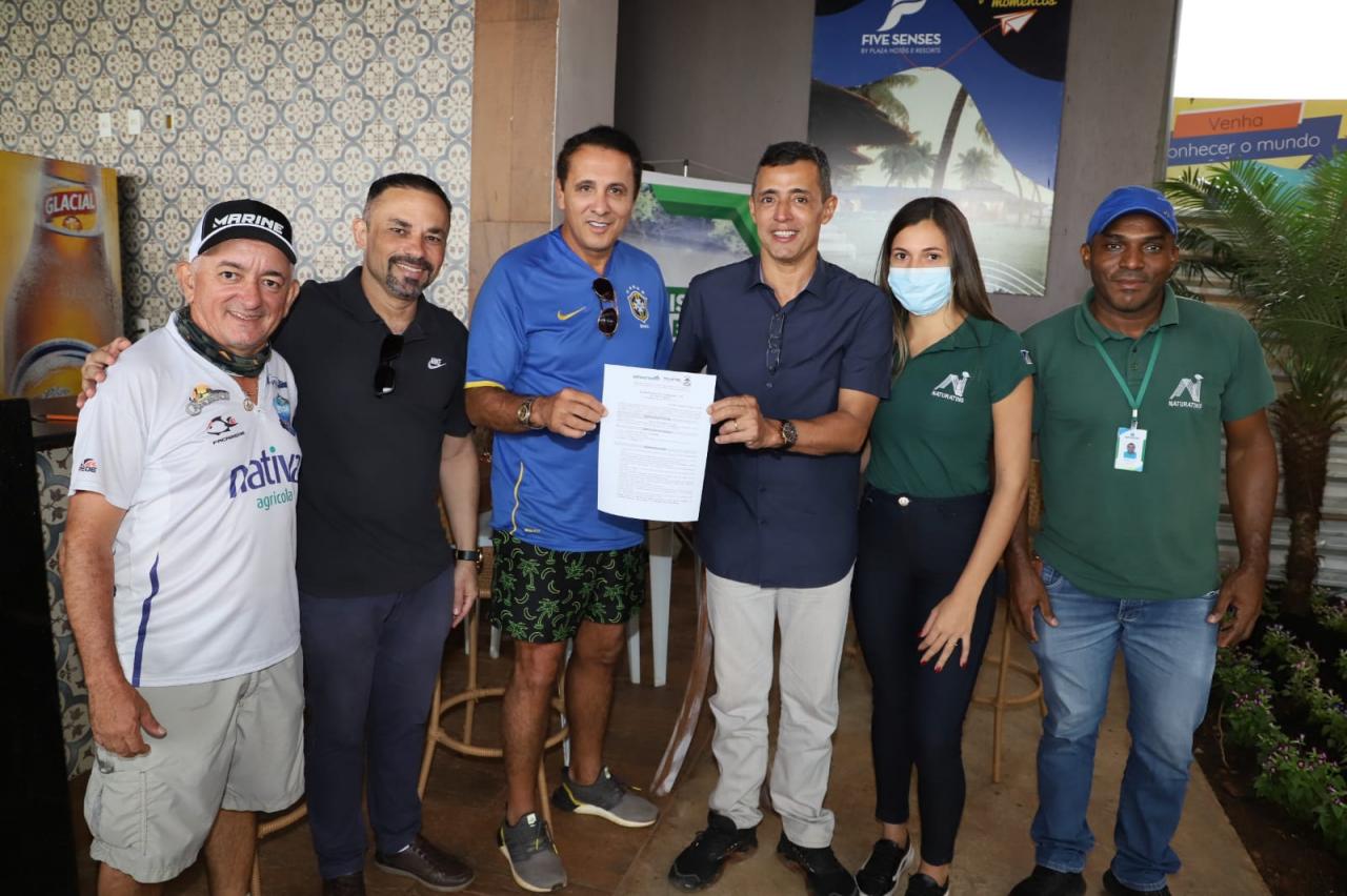 Durante torneio de pesca esportiva em Luzimangues, Gaguim recebe licença. O evento aconteceu no Five Senses Resort neste sábado (5).