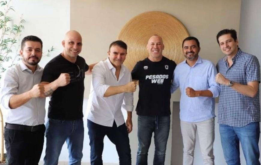 Intrigas palacianas podem tirar Eduardo Siqueira do palanque de Wanderlei