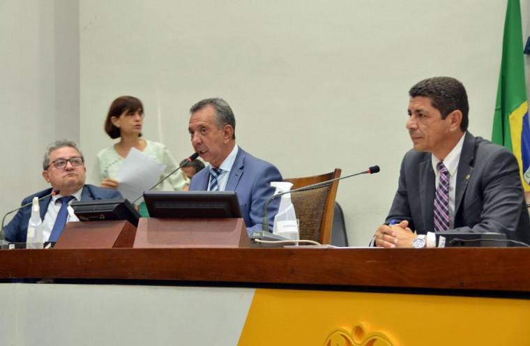 PEC proíbe reeleição de presidente da Assembleia e demais cargos da Mesa Diretora