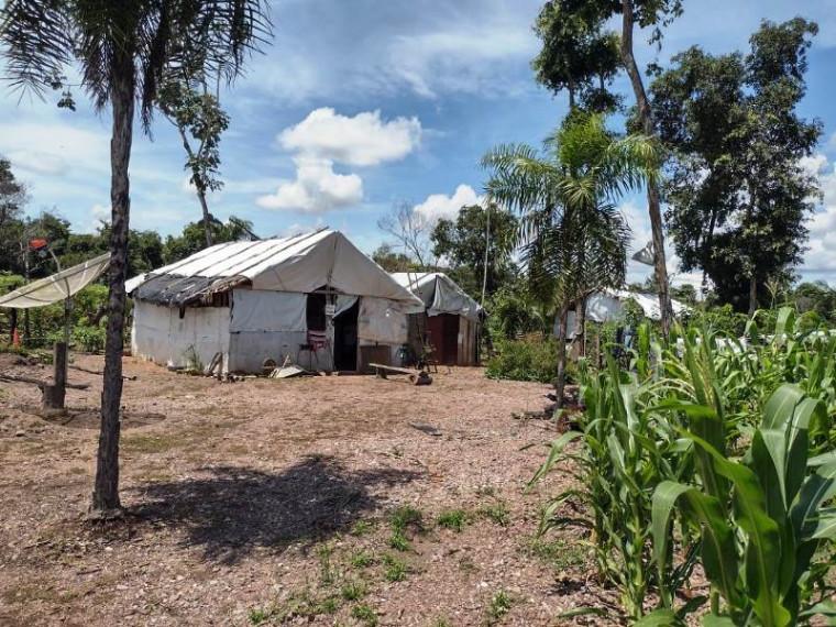 Justiça manda despejar mais de 50 famílias de fazenda alvo de conflitos agrários desde 1997