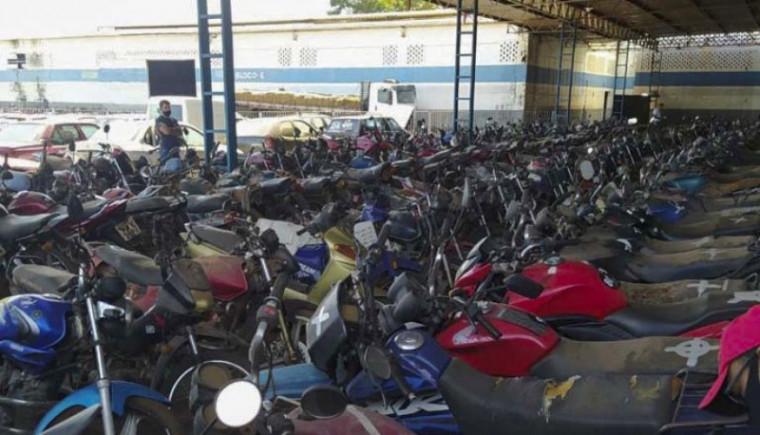 Proprietários de 1.008 veículos apreendidos têm prazo de 30 dias para evitarem leilão
