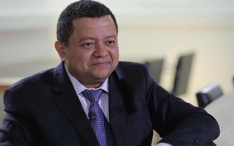 Ex-juiz Márlon Reis anuncia candidatura a federal no grupo de Amastha após desistência de Andrino