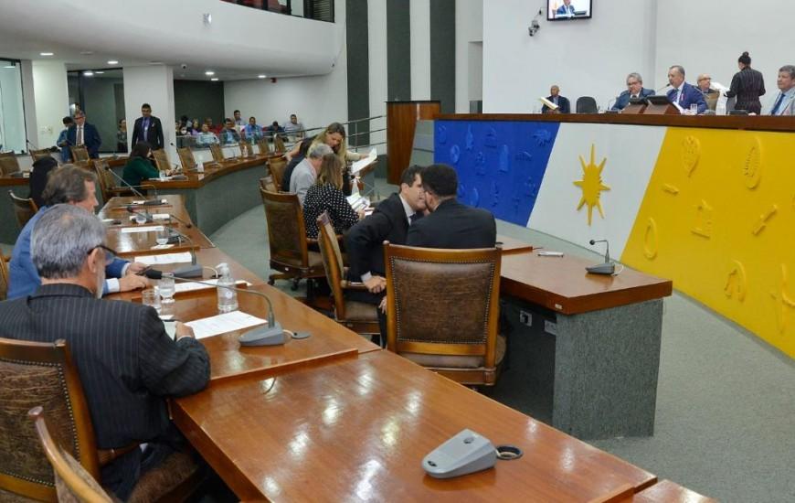 Andrade convoca sessão extraordinária para segunda-feira; LDO 2023 entra em pauta