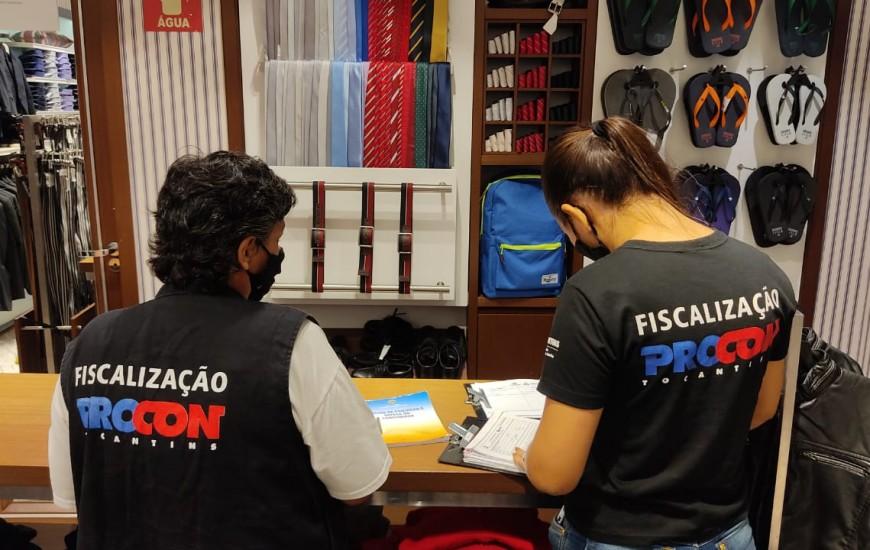 Procon alerta consumidores sobre promoções falsas e golpes na Black Friday