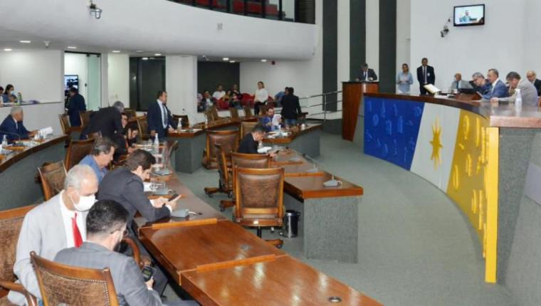 Deputados aprovam aumento de 500% no ICMS sobre produtos de origem vegetal, mineral e animal