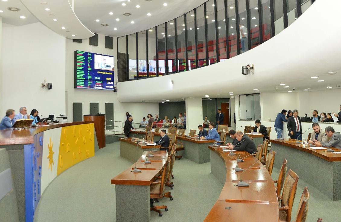Aprovada unificação das classes de soldados policiais e bombeiros