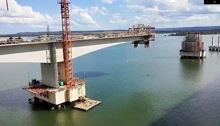 Governo do Tocantins inicia segunda fase de lançamento de vigas na ponte sobre o Rio Tocantins em Porto Nacional