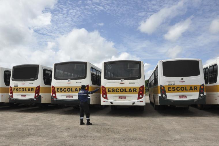 Fiscalização do Detran/TO vistoria condições do transporte escolar em mais de 70 municípios