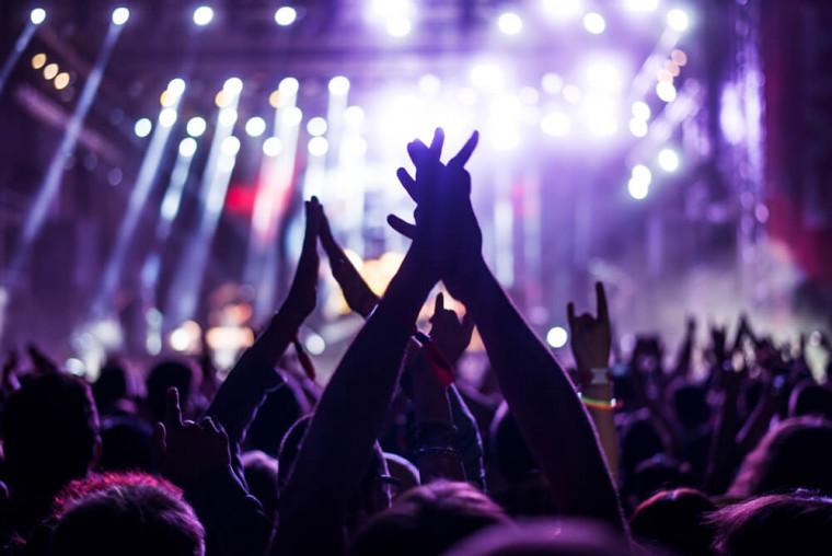 MPTO quer proibir menores de 18 anos em shows, desacompanhados dos pais ou responsáveis