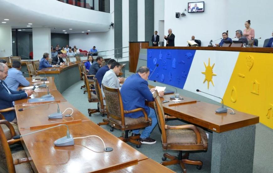 Deputados aprovam projetos que visam a proteção de animais e o desenvolvimento rural