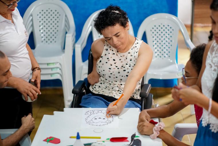 Centro-Dia transforma vida de pessoas com deficiência em Araguaína: 'aqui posso ser eu mesma'